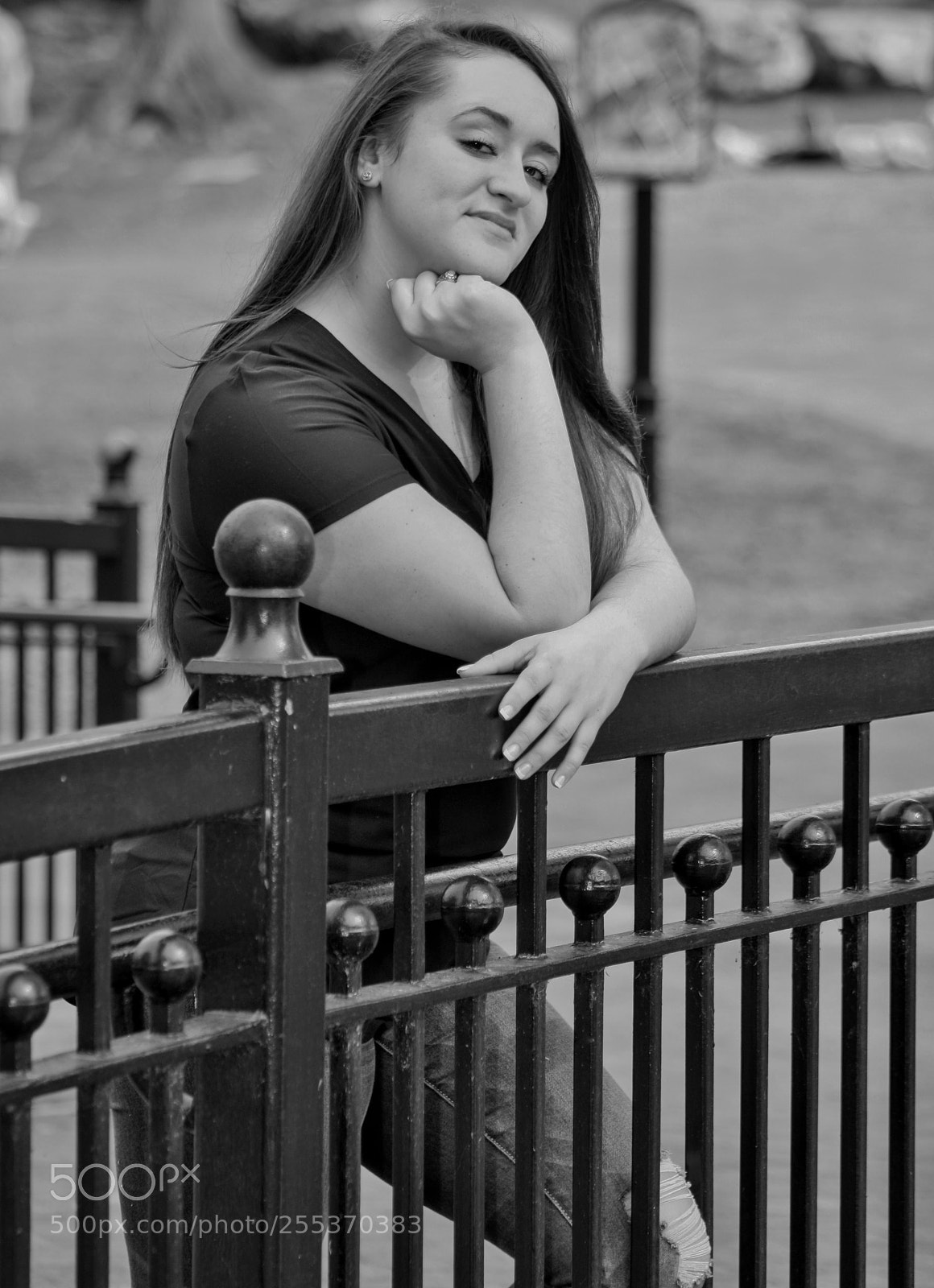 Canon EOS 450D (EOS Rebel XSi / EOS Kiss X2) sample photo. Senior photo photography