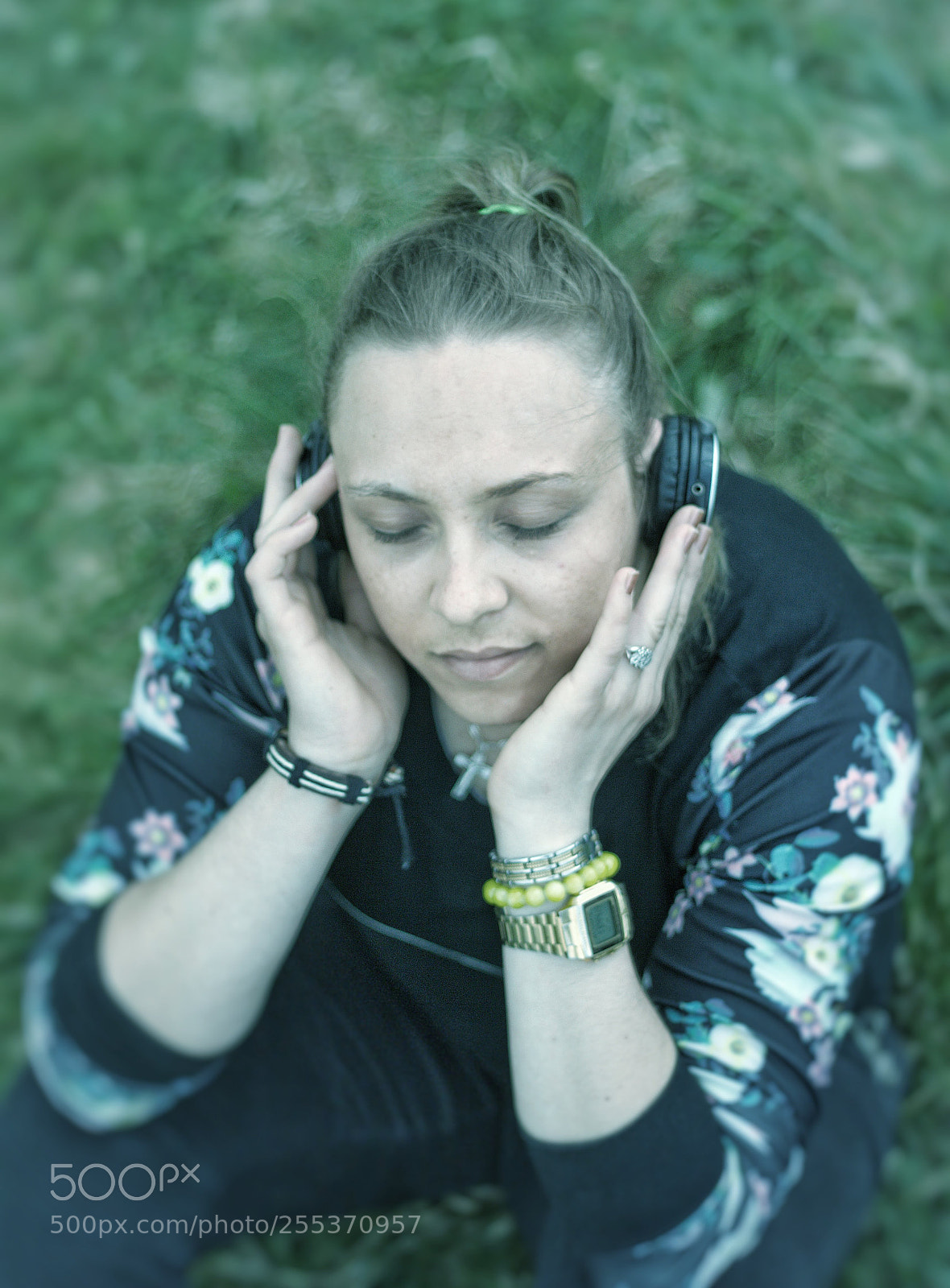 Canon EOS 760D (EOS Rebel T6s / EOS 8000D) sample photo. Music photography