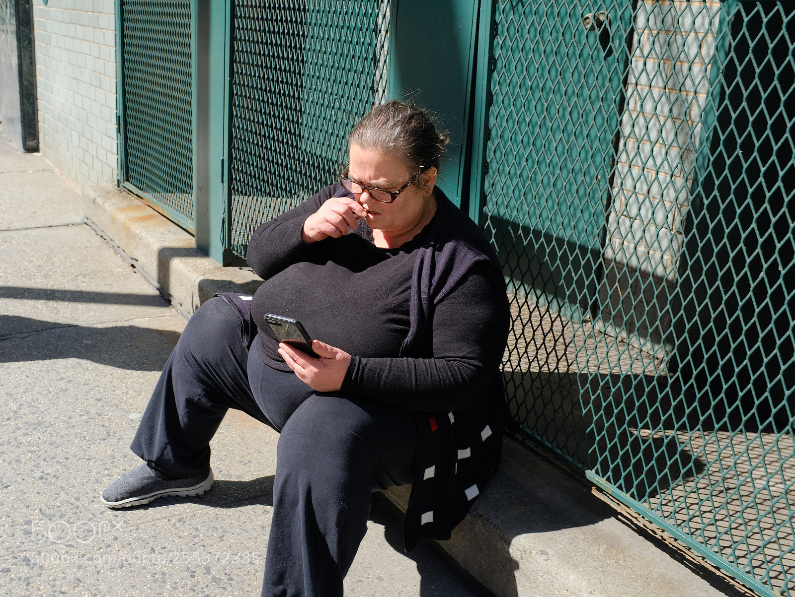 Fujifilm X100F sample photo. April 2018 street photography