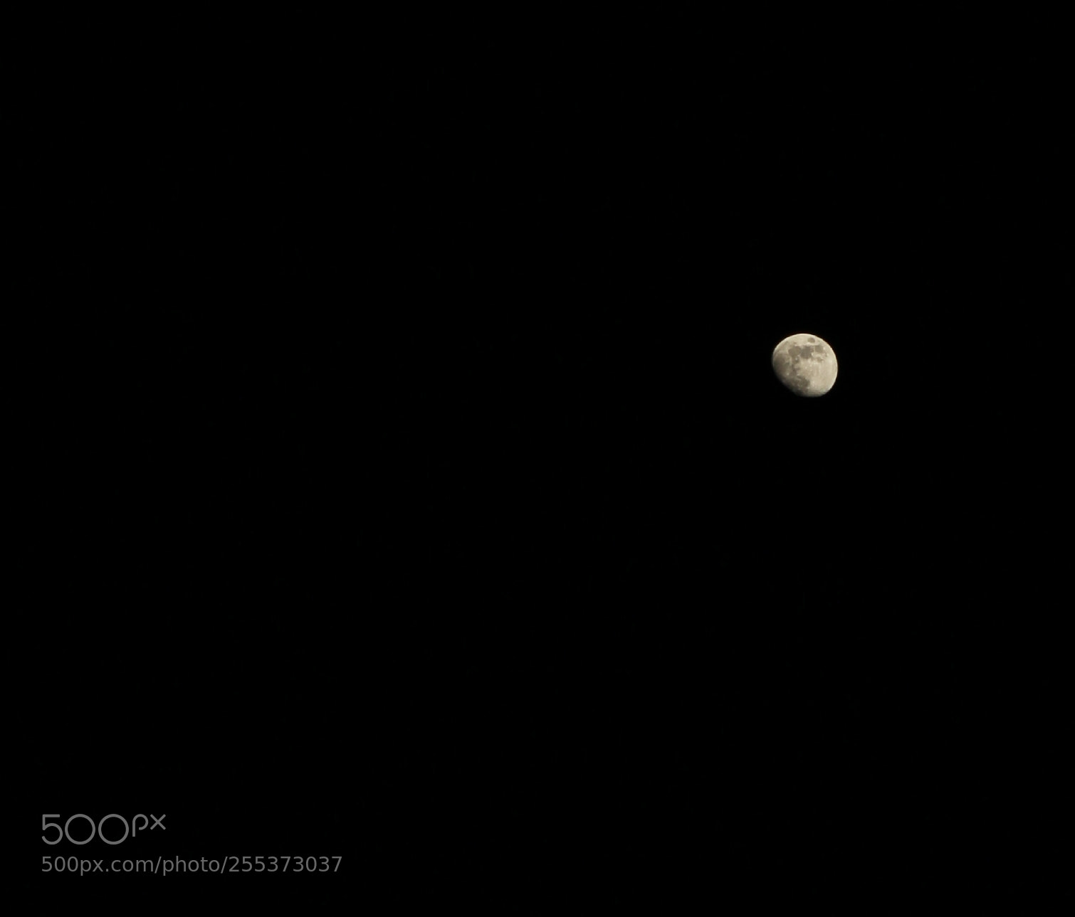 Canon EOS 1300D (EOS Rebel T6 / EOS Kiss X80) sample photo. Moon photography