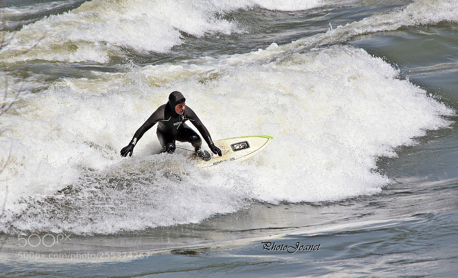 Canon EOS 5D sample photo. La saison est commenc photography