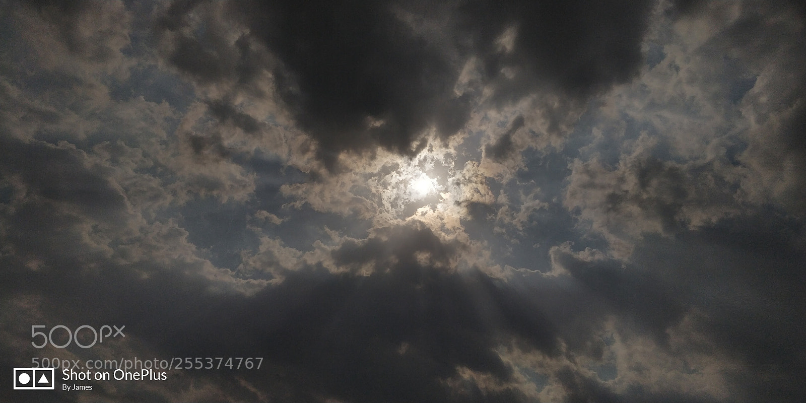 OnePlus 5T sample photo. Cloudy sun photography