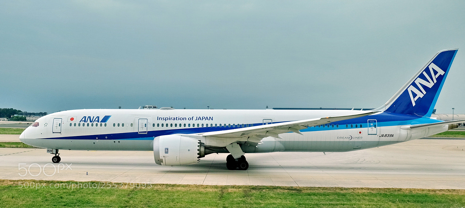 Fujifilm X-E2 sample photo. Dreamliner b787-8 photography