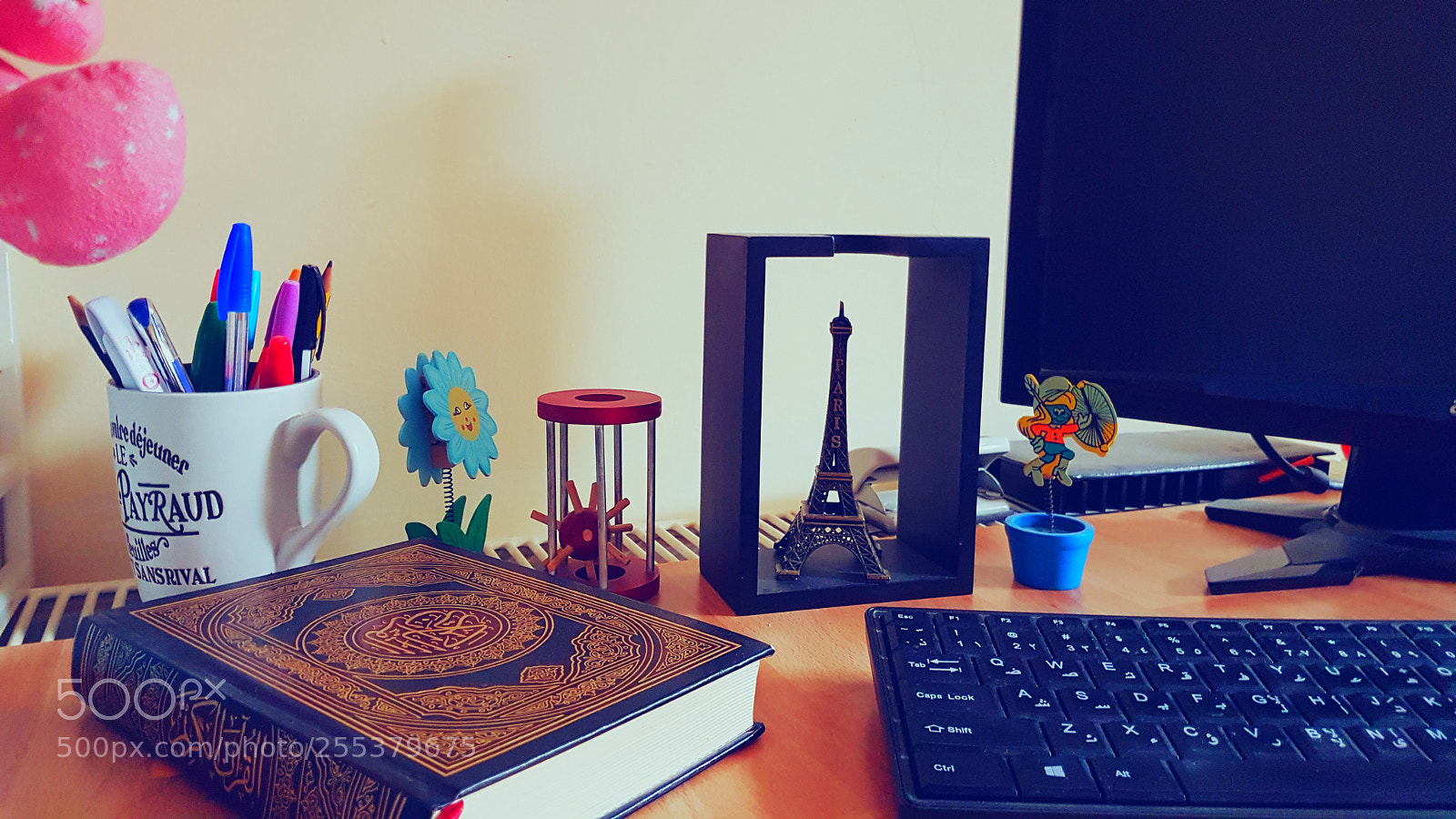 Samsung Galaxy S7 Edge sample photo. Simple desktop photography