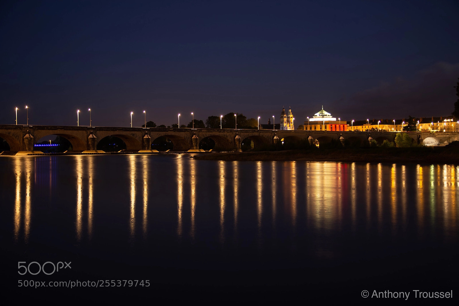 Canon EOS 60D sample photo. Tours de nuit photography