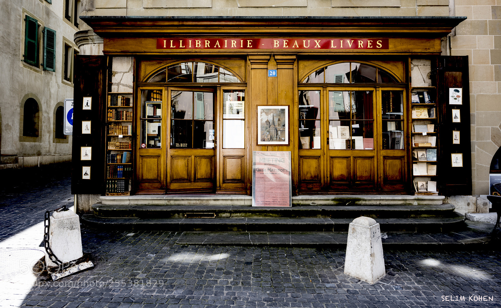 Nikon D810 sample photo. Bookstore at the old photography