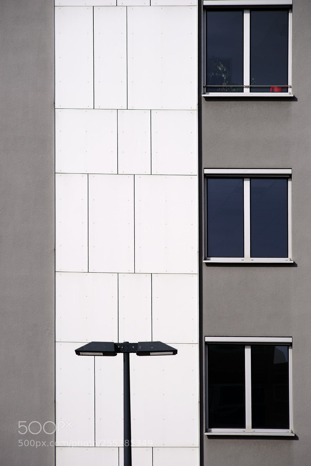 Sony a7 II sample photo. Modern house facade with photography