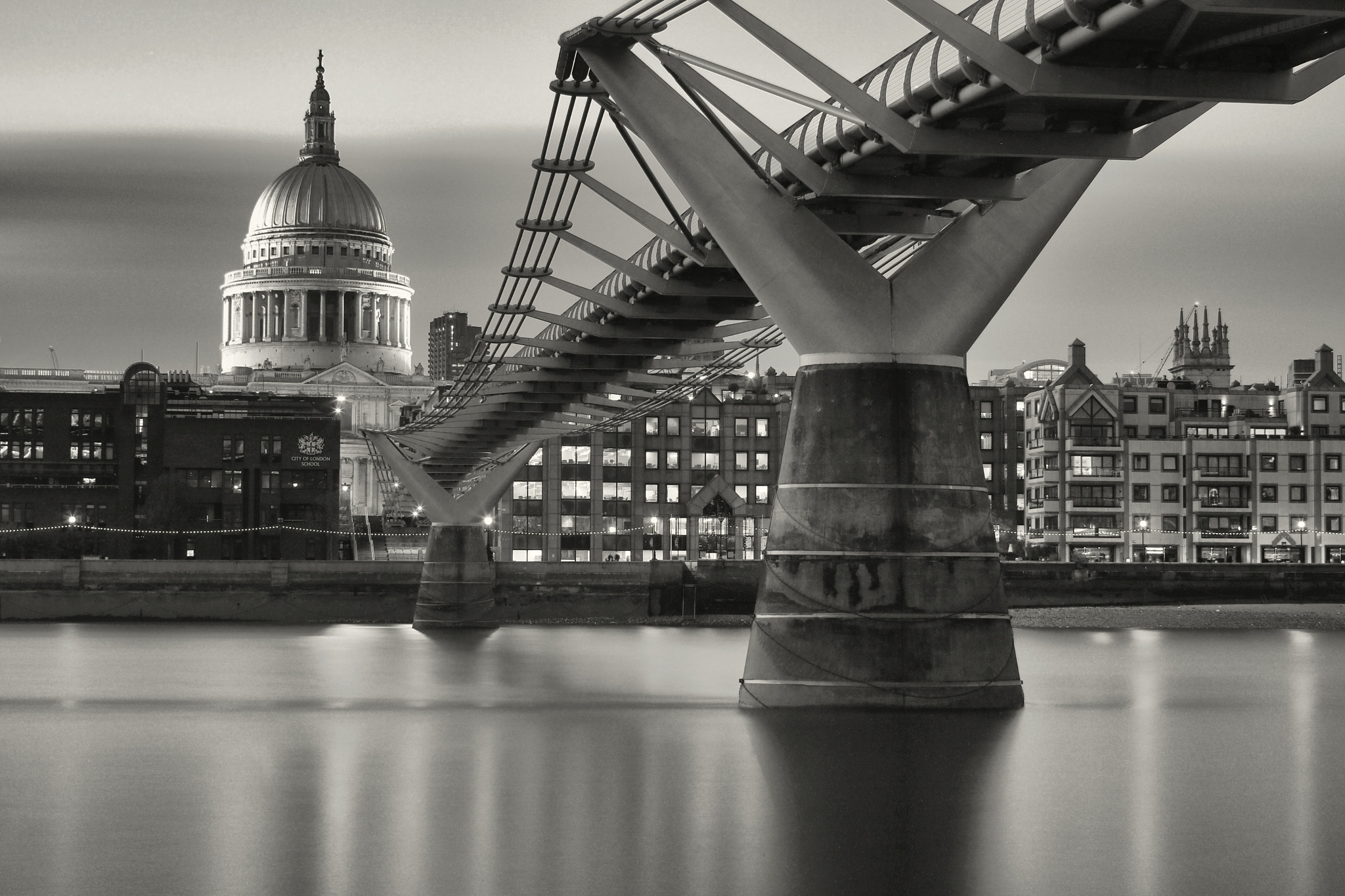 Canon EOS 750D (EOS Rebel T6i / EOS Kiss X8i) sample photo. St. paul's cathedral ii photography