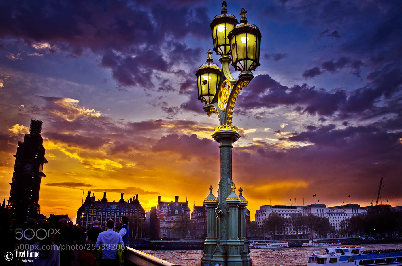 Nikon D7000 sample photo. Westminster bridge’s lantern photography