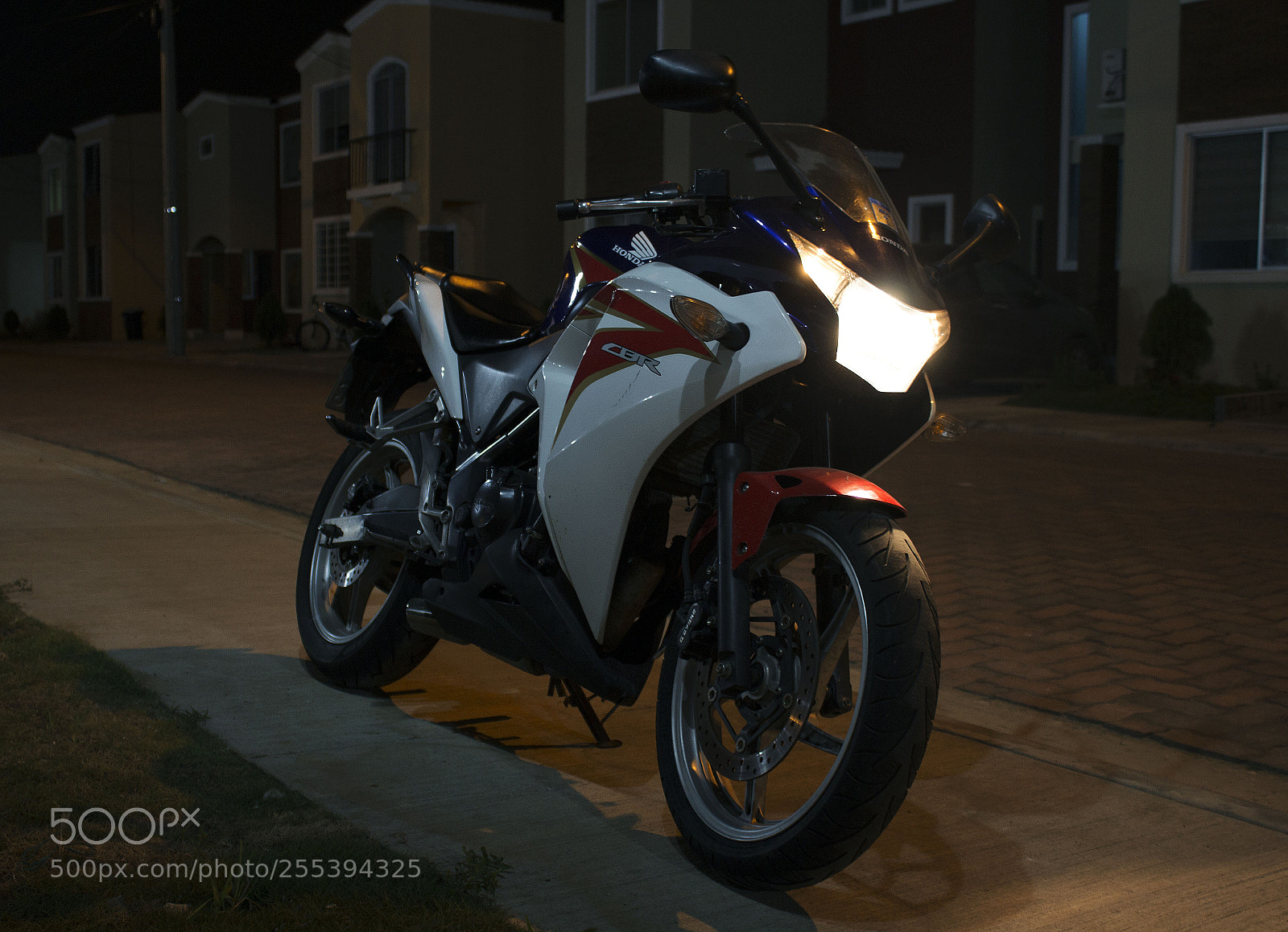 Canon EOS 1200D (EOS Rebel T5 / EOS Kiss X70 / EOS Hi) sample photo. Honda cbr 250cc photography