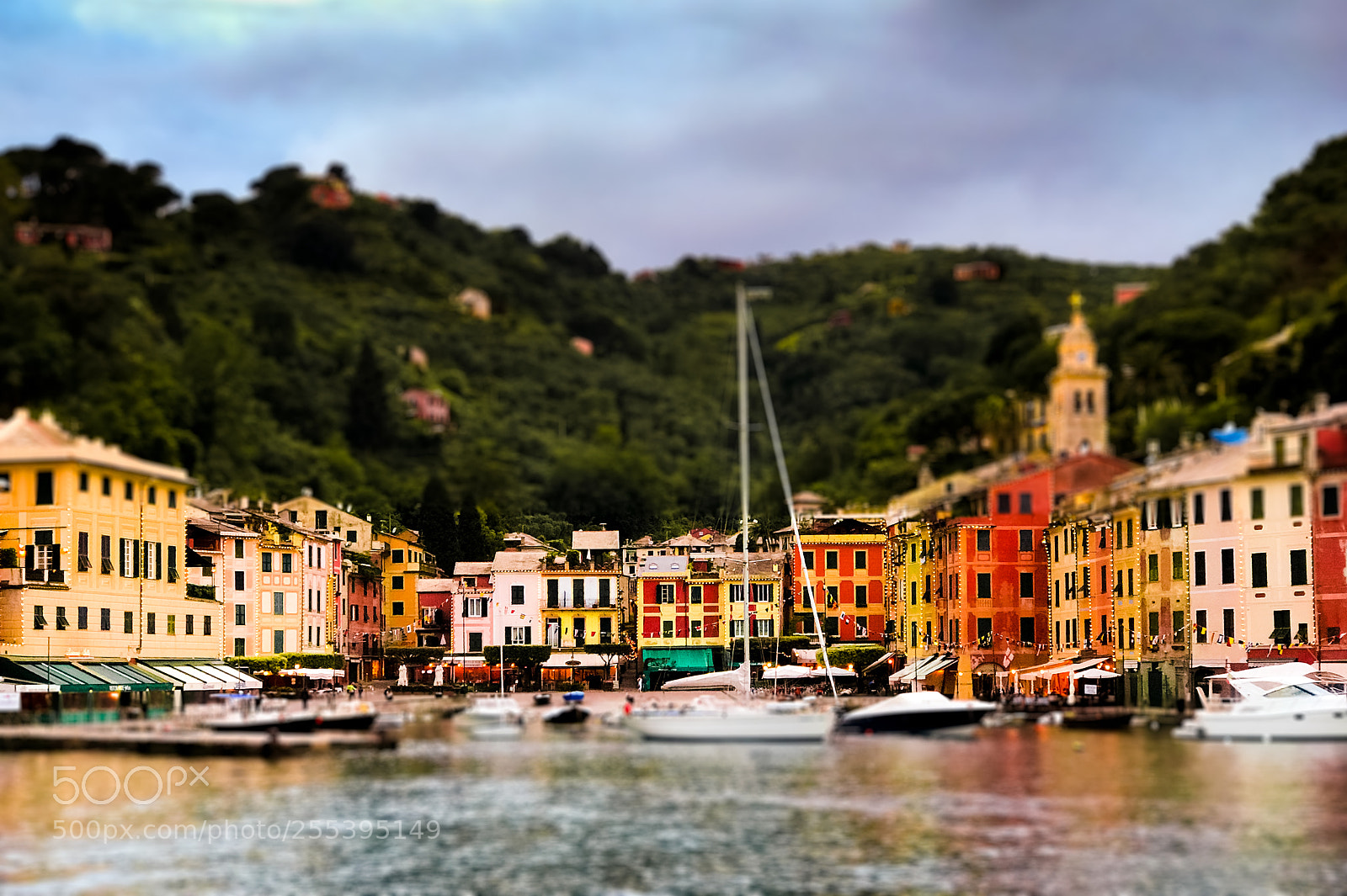 Apple iPhone 7 Plus sample photo. Portofino tilt photography