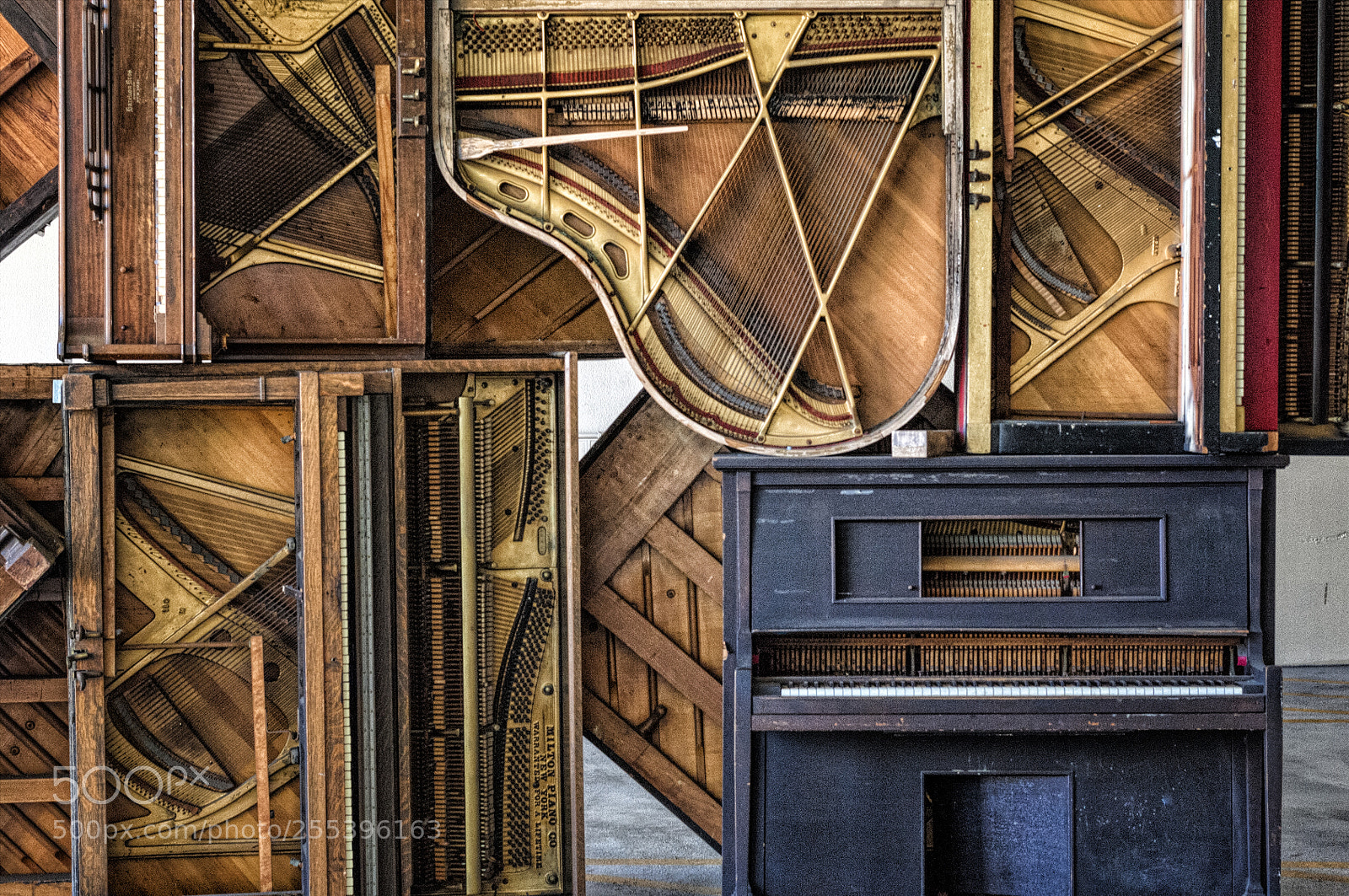 Nikon D2X sample photo. Pianos () photography