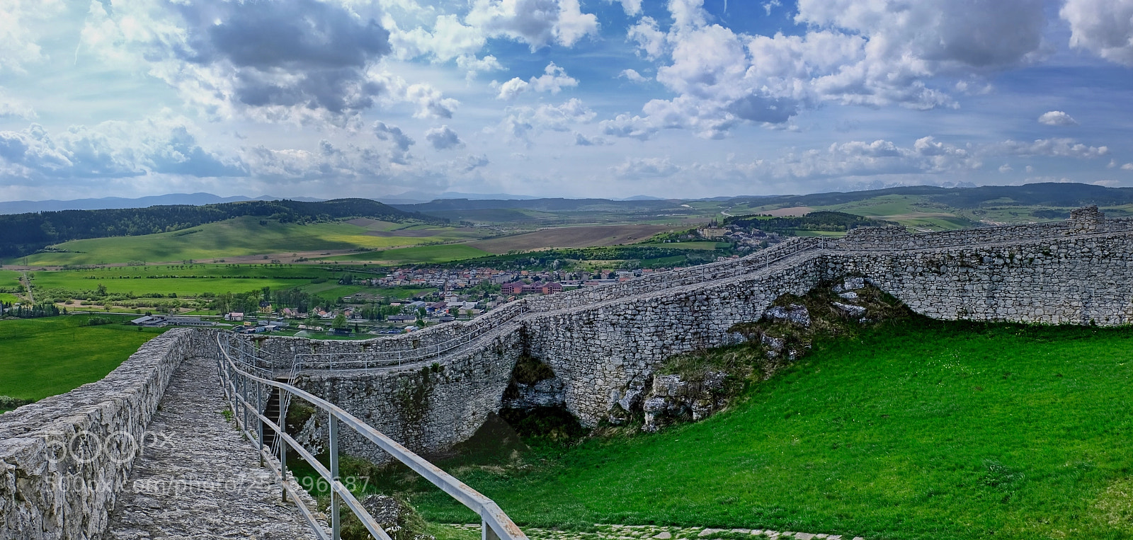 Fujifilm X-T20 sample photo. Inside Šariš castle photography