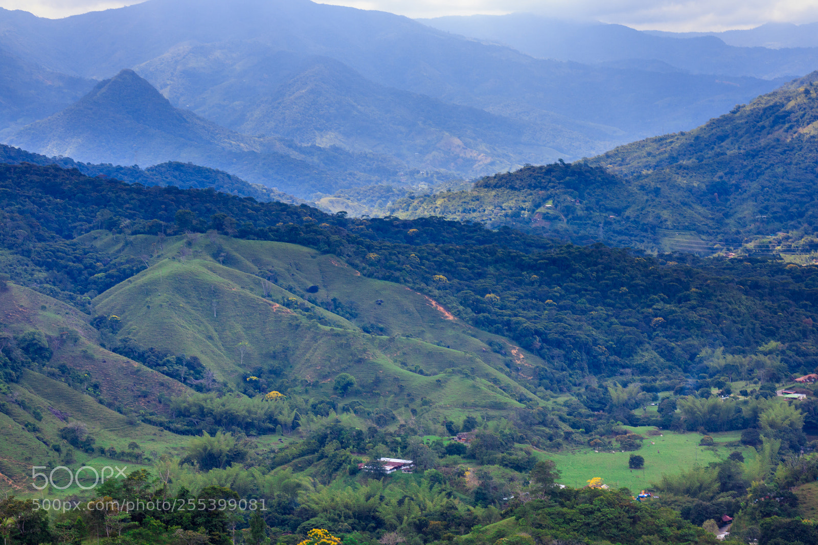 Canon EOS 750D (EOS Rebel T6i / EOS Kiss X8i) sample photo. Mountains antioquia photography