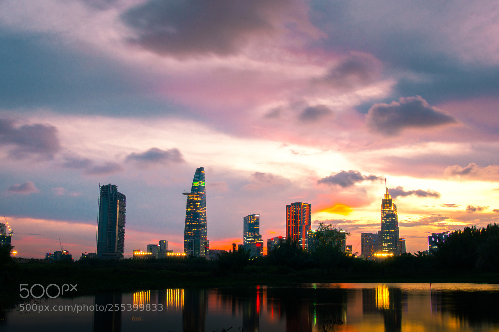 Nikon D5200 sample photo. Saigon april photography
