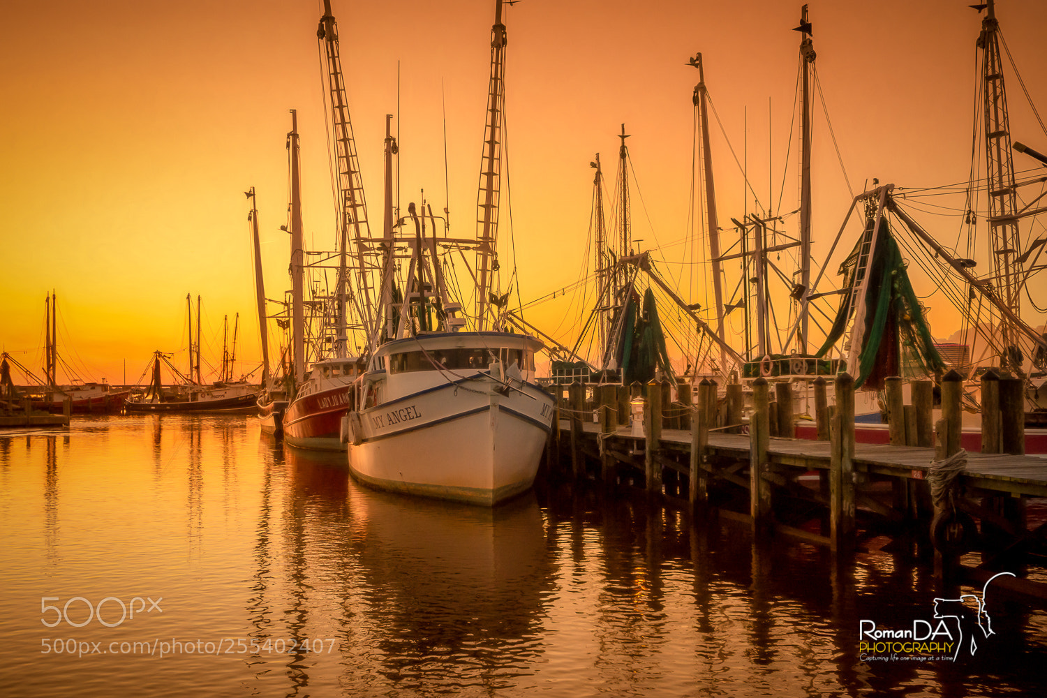 Nikon D7200 sample photo. Sunset fishing fleet photography