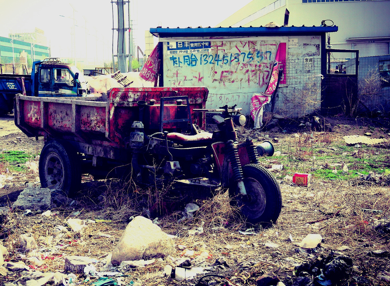 Canon PowerShot SX60 HS sample photo. 市郊游9农用车 photography