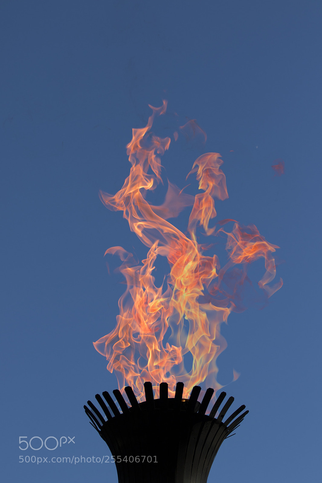 Canon EOS 7D Mark II sample photo. Edmonton legislative building fire photography
