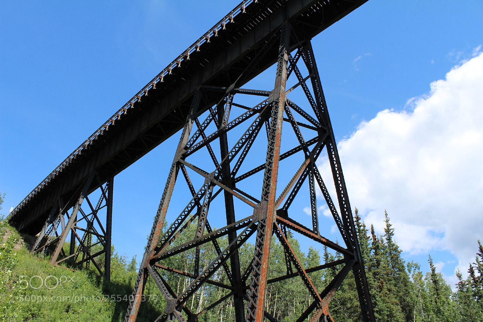 Canon EOS 1300D (EOS Rebel T6 / EOS Kiss X80) sample photo. Alaska railroad bridge photography