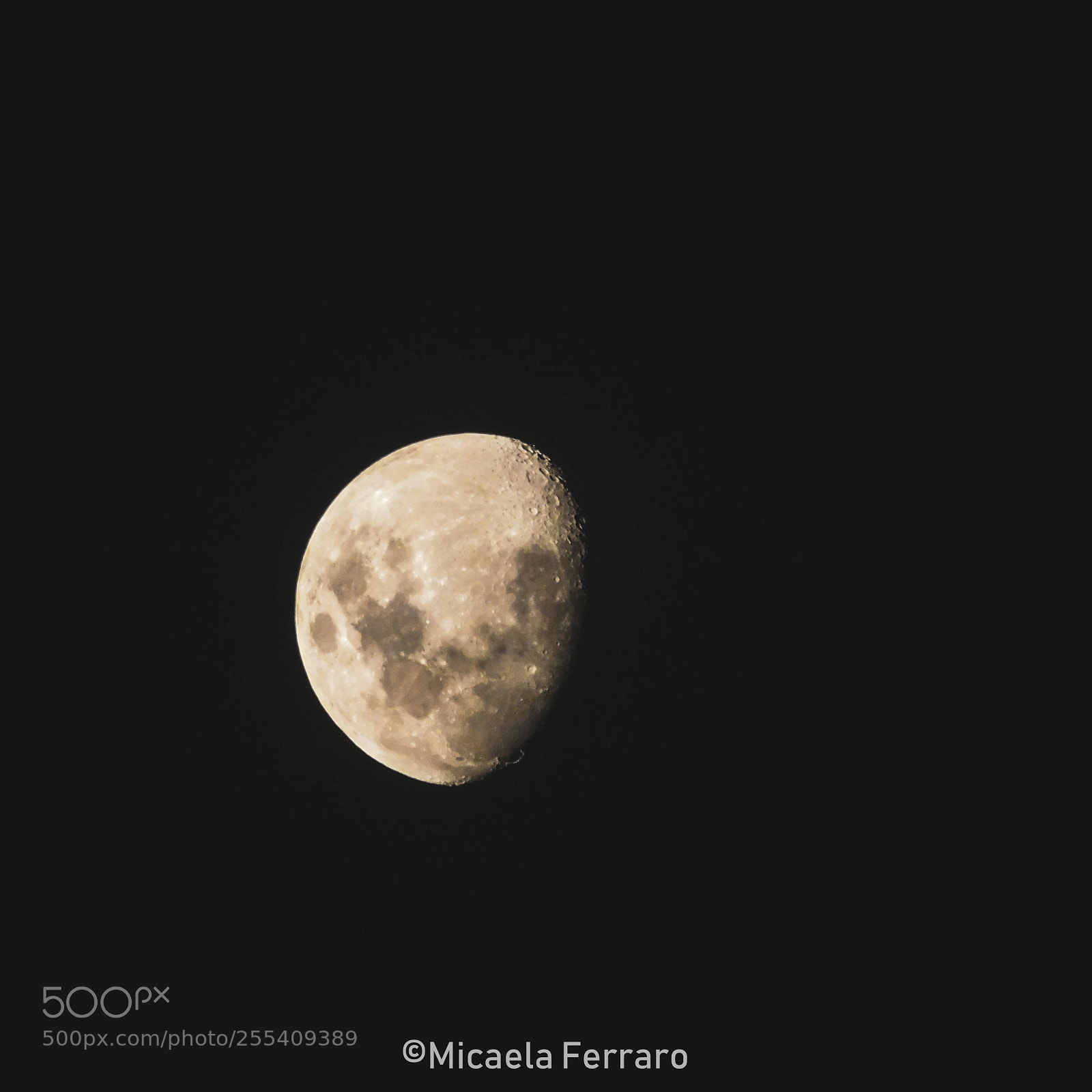 Nikon Coolpix B500 sample photo. Luna de abril photography