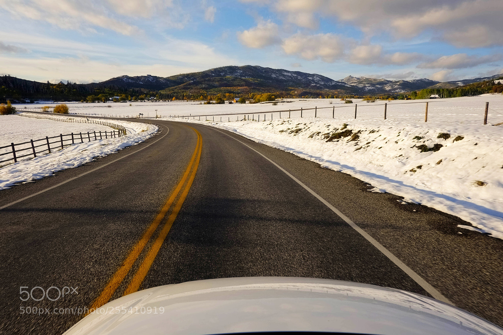 Fujifilm X-Pro1 sample photo. Car on open roada photography