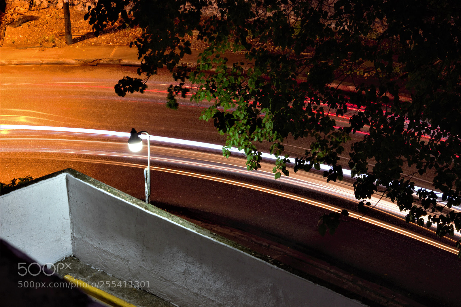 Canon EOS 600D (Rebel EOS T3i / EOS Kiss X5) sample photo. Rooftop lighting photography