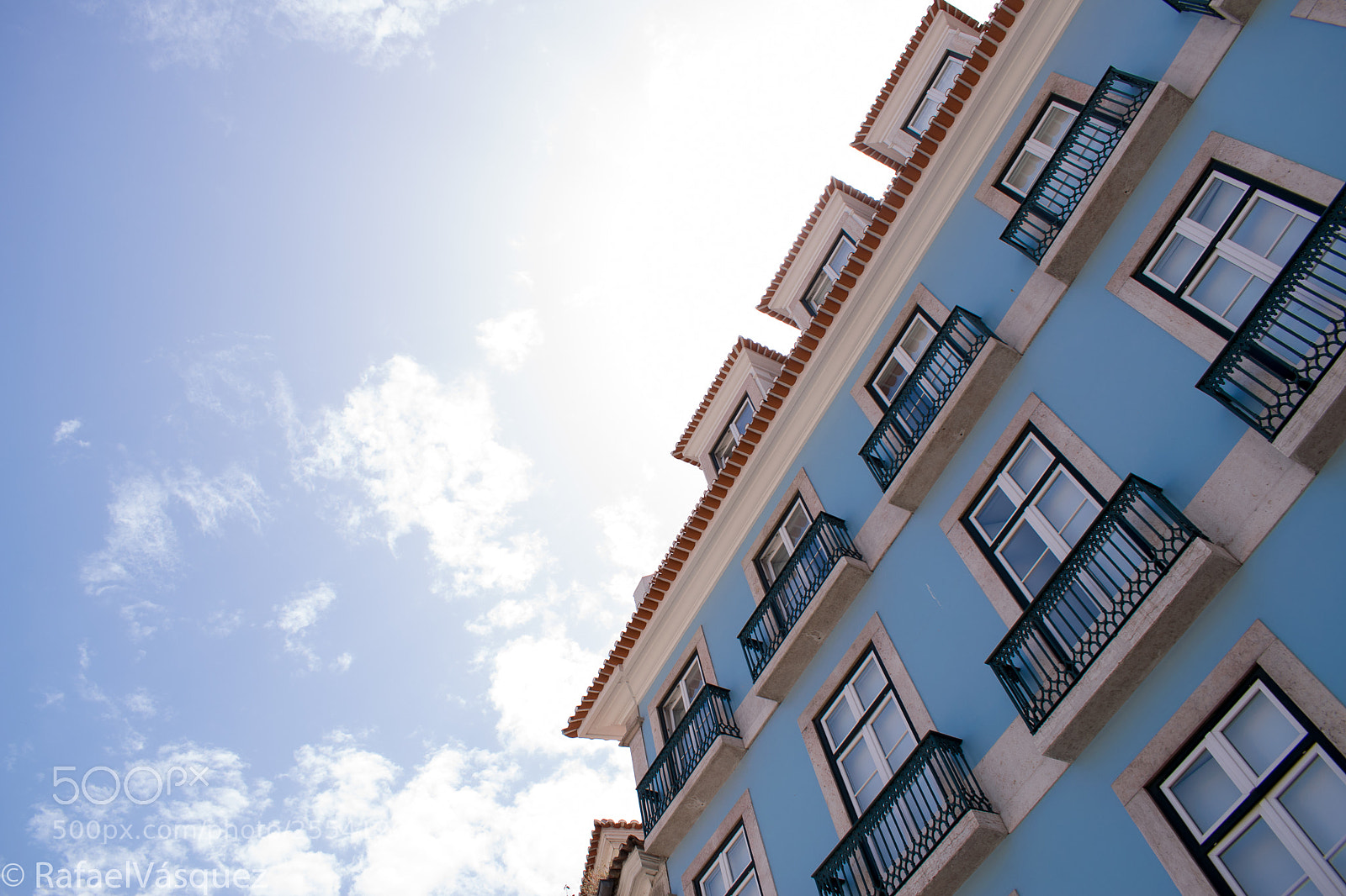 Nikon D3300 sample photo. Edificio celeste photography