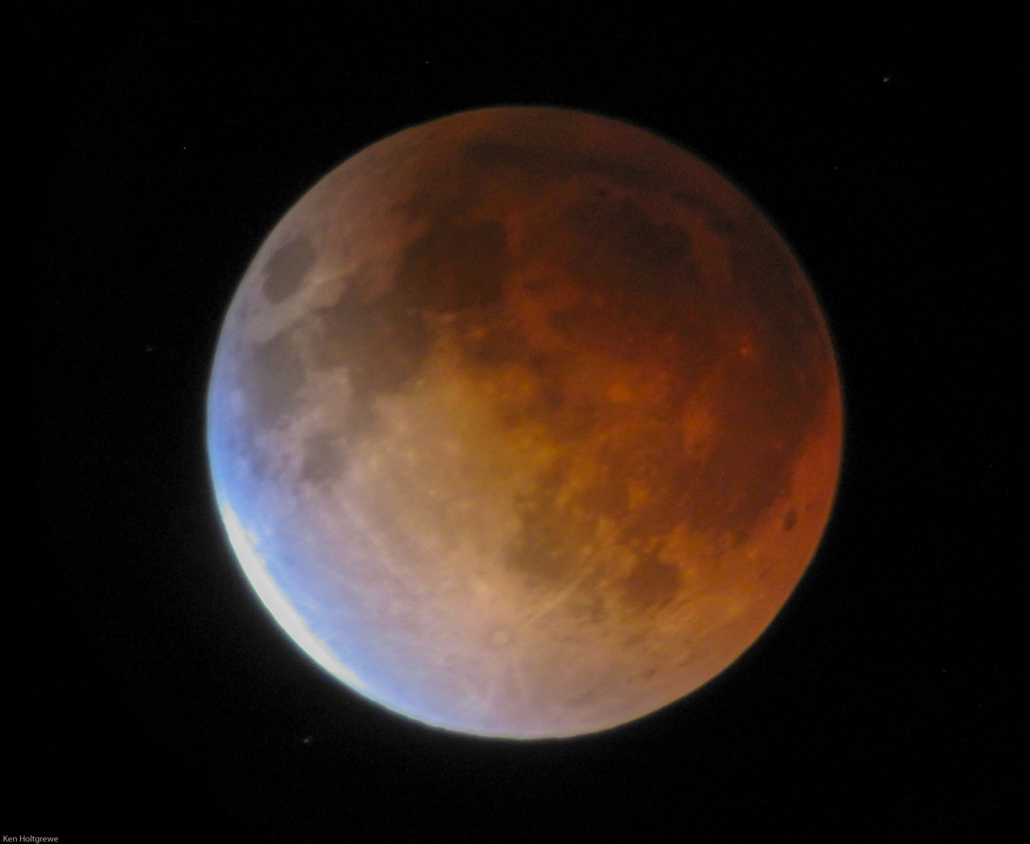 Canon PowerShot SD960 IS (Digital IXUS 110 IS / IXY Digital 510 IS) sample photo. Paschal lunar eclipse, april 15, 2014 photography