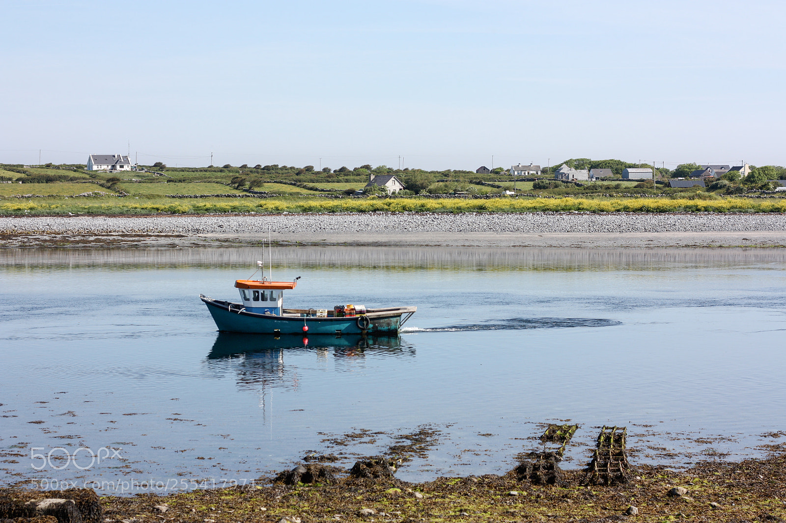Canon EOS 450D (EOS Rebel XSi / EOS Kiss X2) sample photo. Fishing boat 1 photography