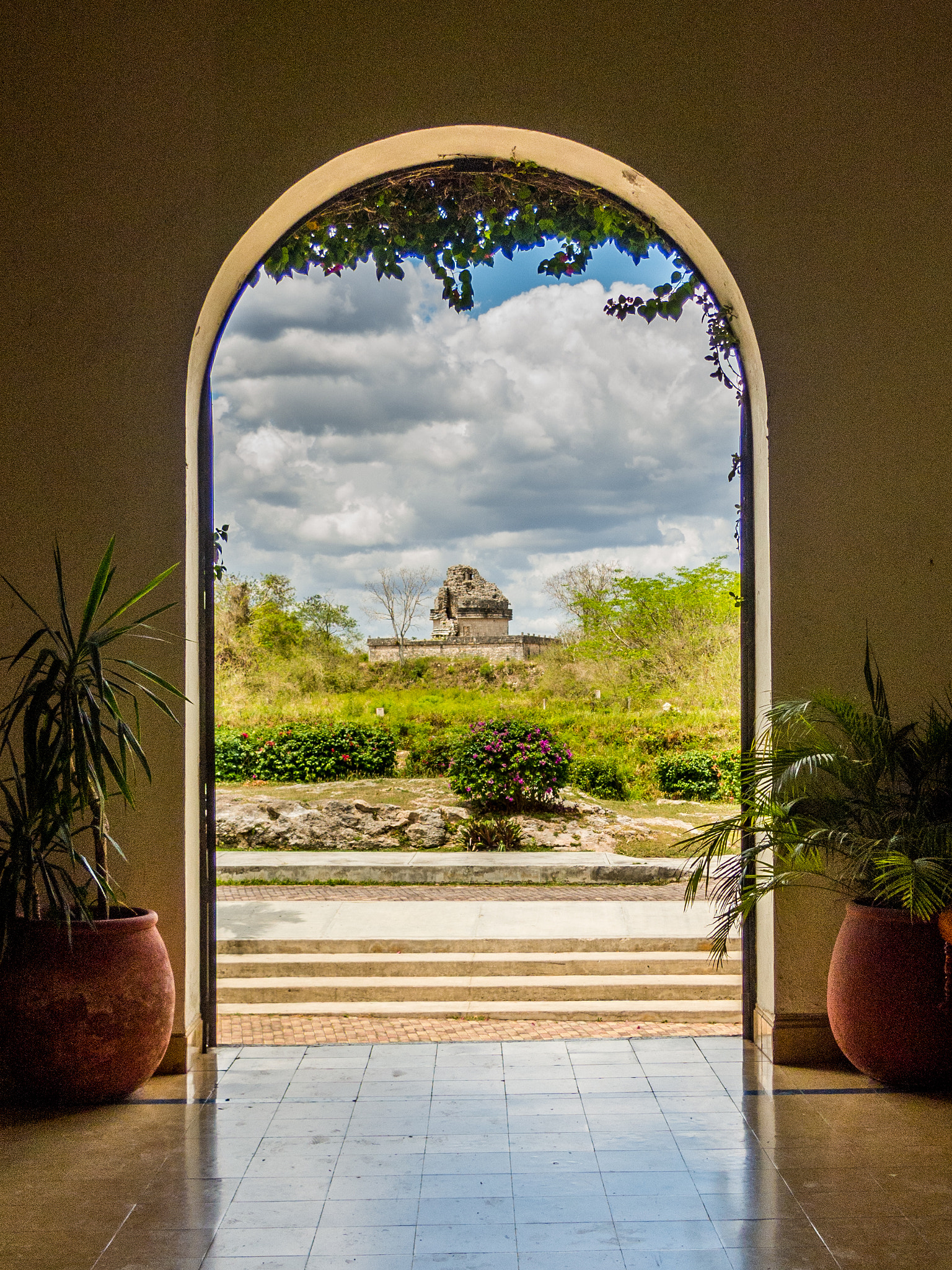 Nikon Coolpix P7800 sample photo. Mayan observatory photography