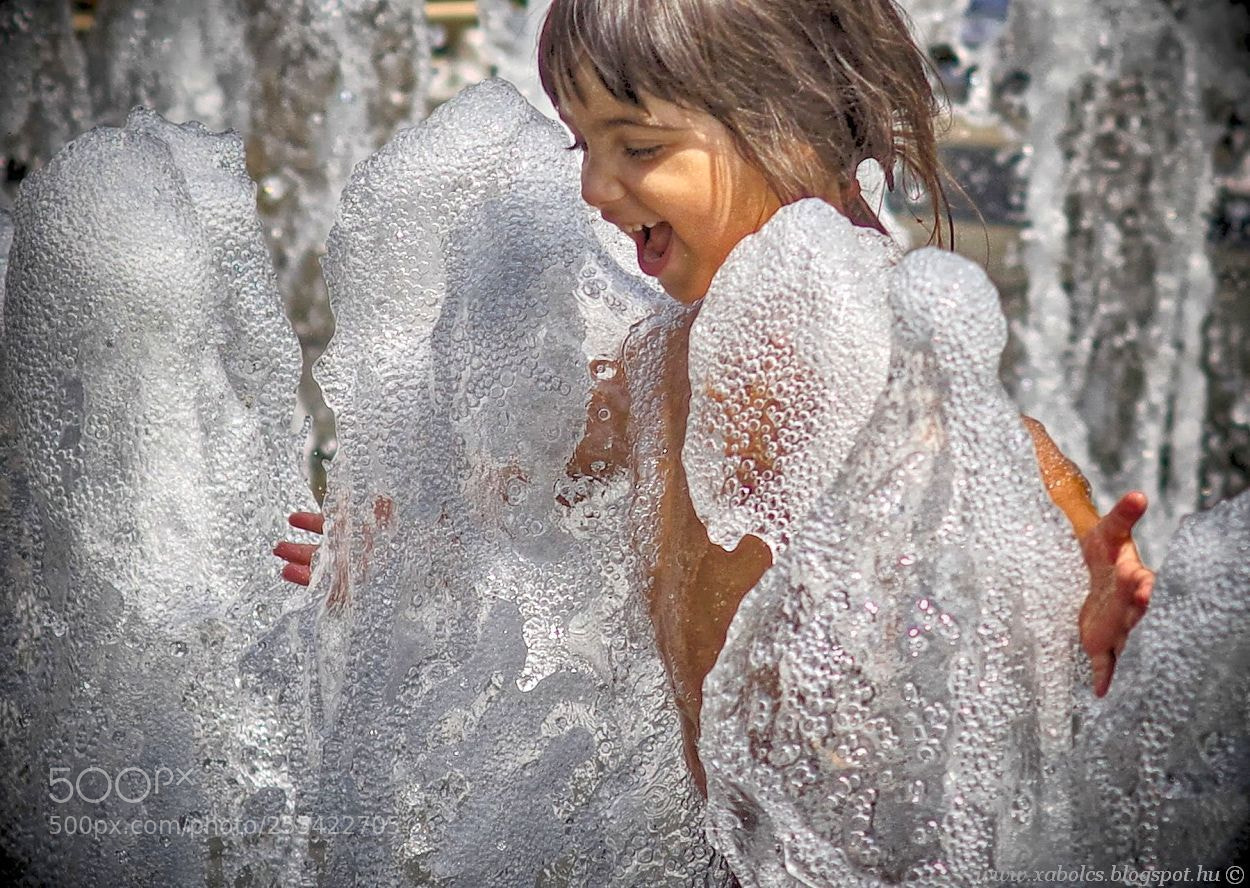 Pentax K-30 sample photo. Water-embrace photography