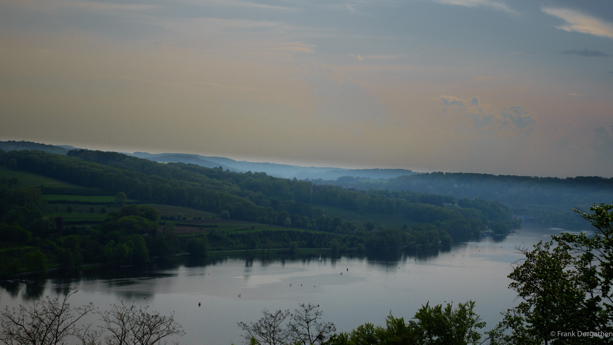 Sony Cyber-shot DSC-RX10 II sample photo. Baldeneysee
essen photography