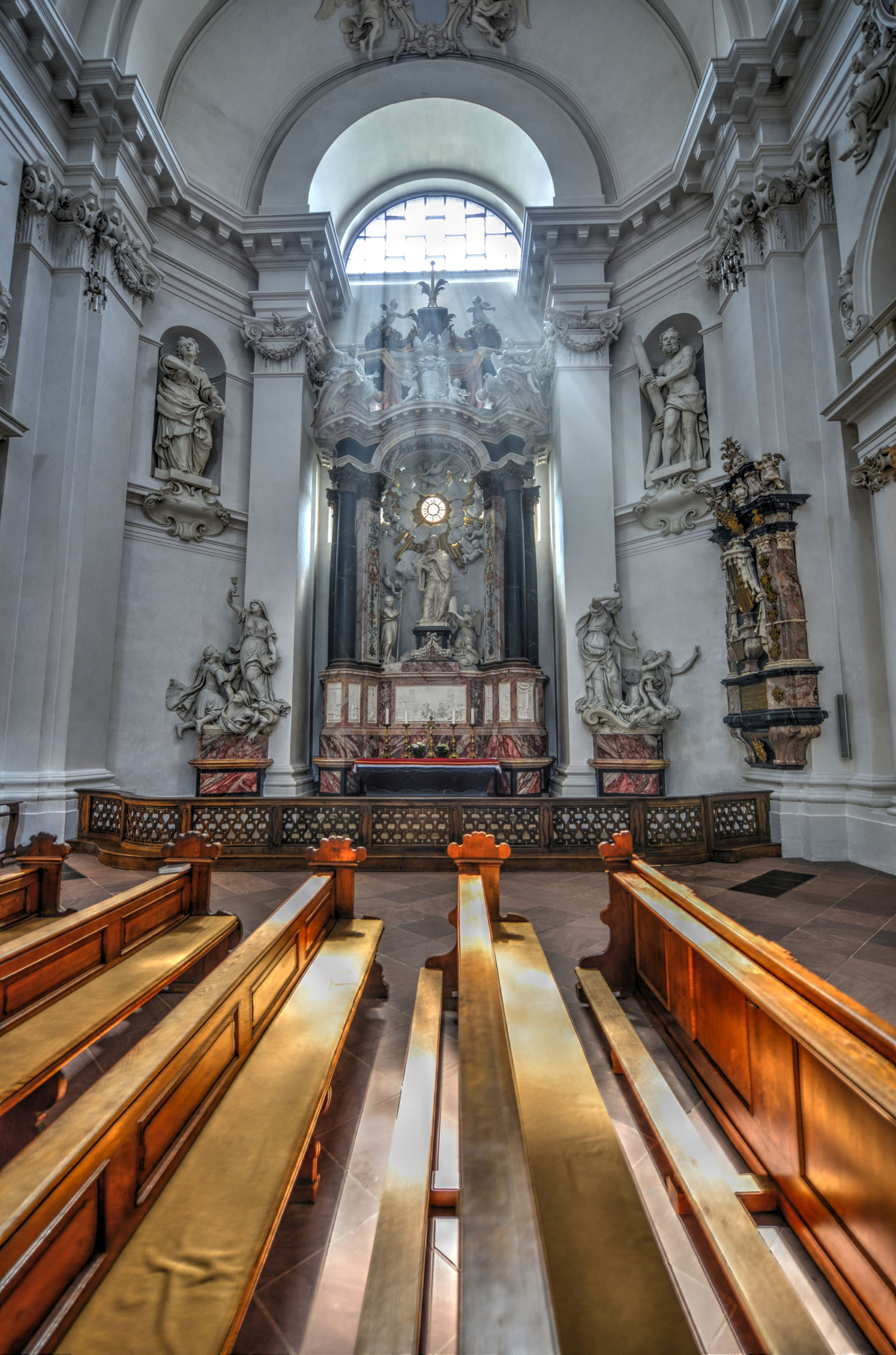 Nikon AF-S Nikkor 14-24mm F2.8G ED sample photo. Dom fulda photography
