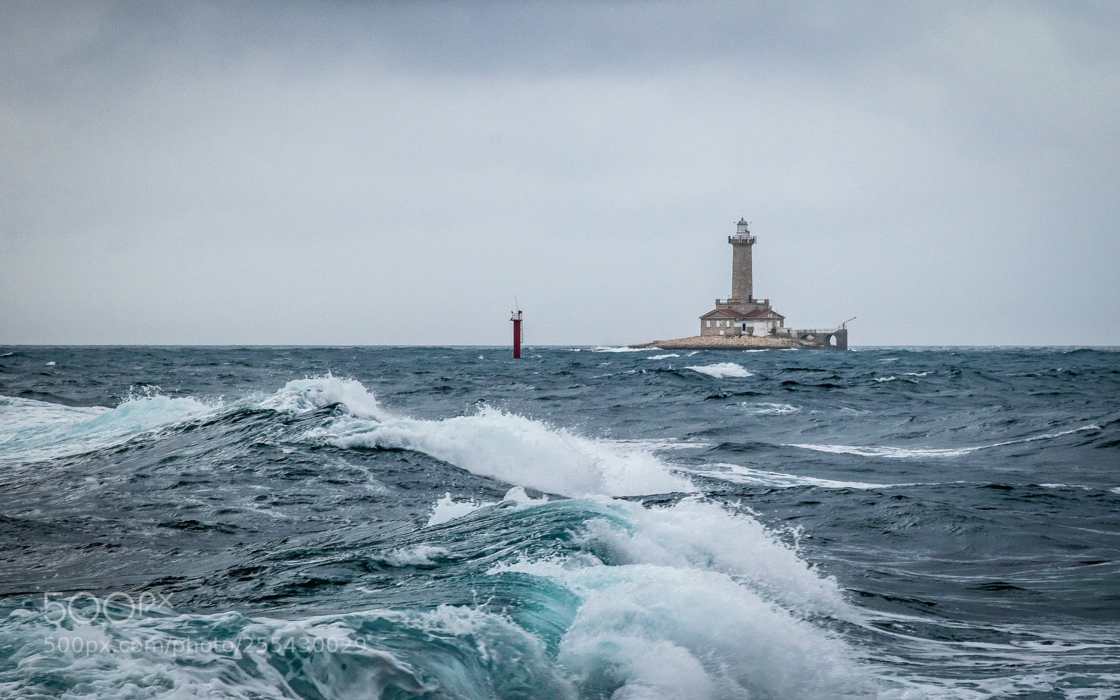 Nikon D3300 sample photo. Lighthouse and waves photography
