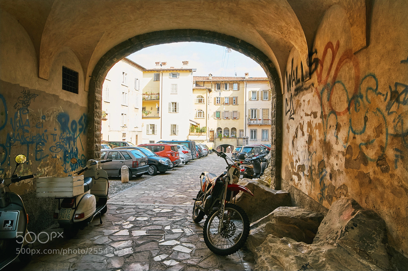 Canon EOS 6D sample photo. Bergamo, italy - august photography