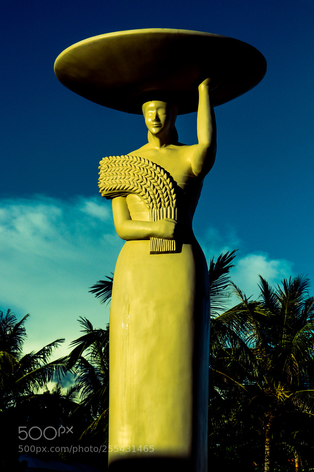 Canon EOS 77D (EOS 9000D / EOS 770D) sample photo. Amazing city photography