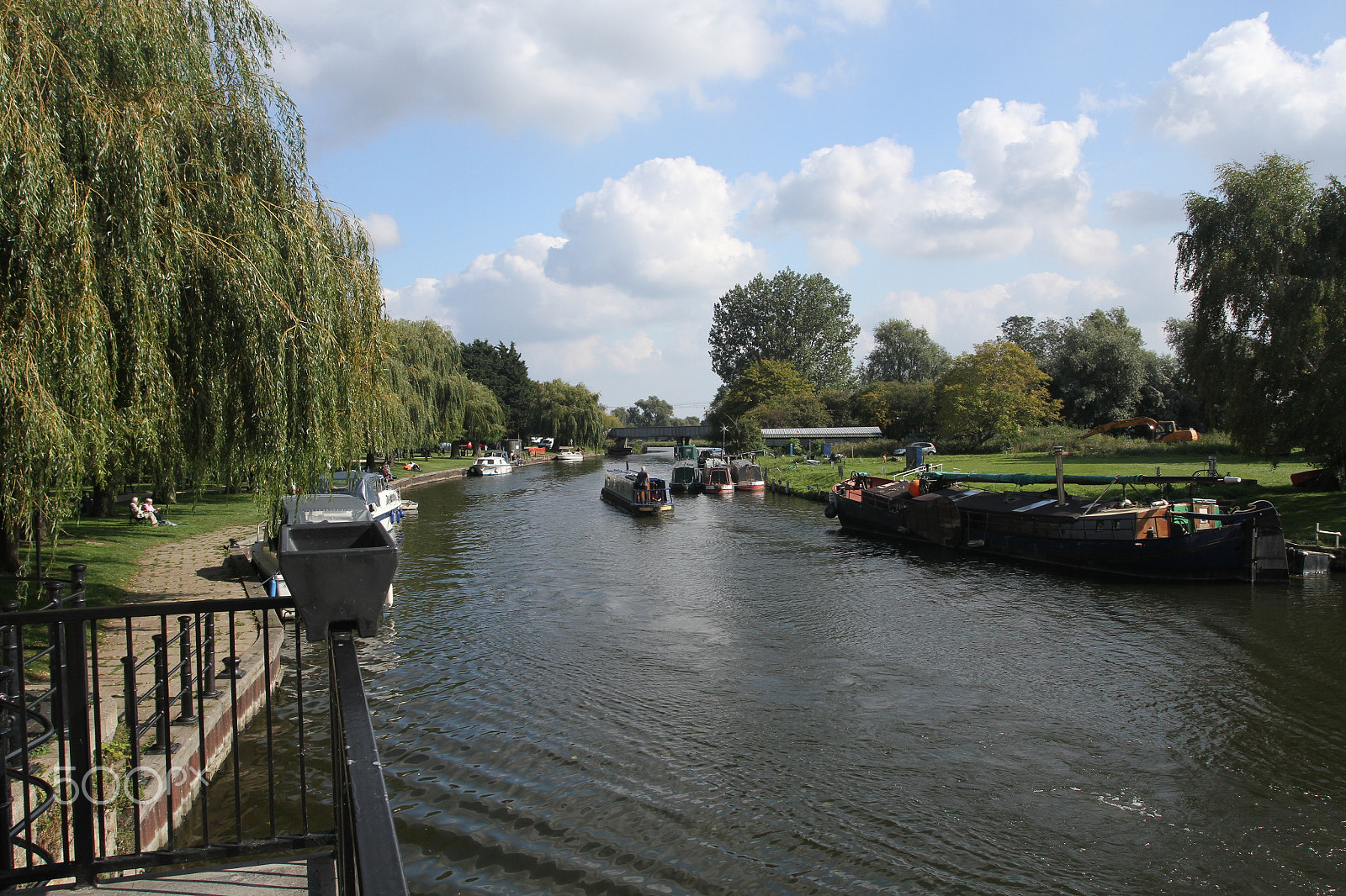 Canon EOS 7D + Canon EF 17-40mm F4L USM sample photo. In and around ely, cambridgeshire in autumn photography