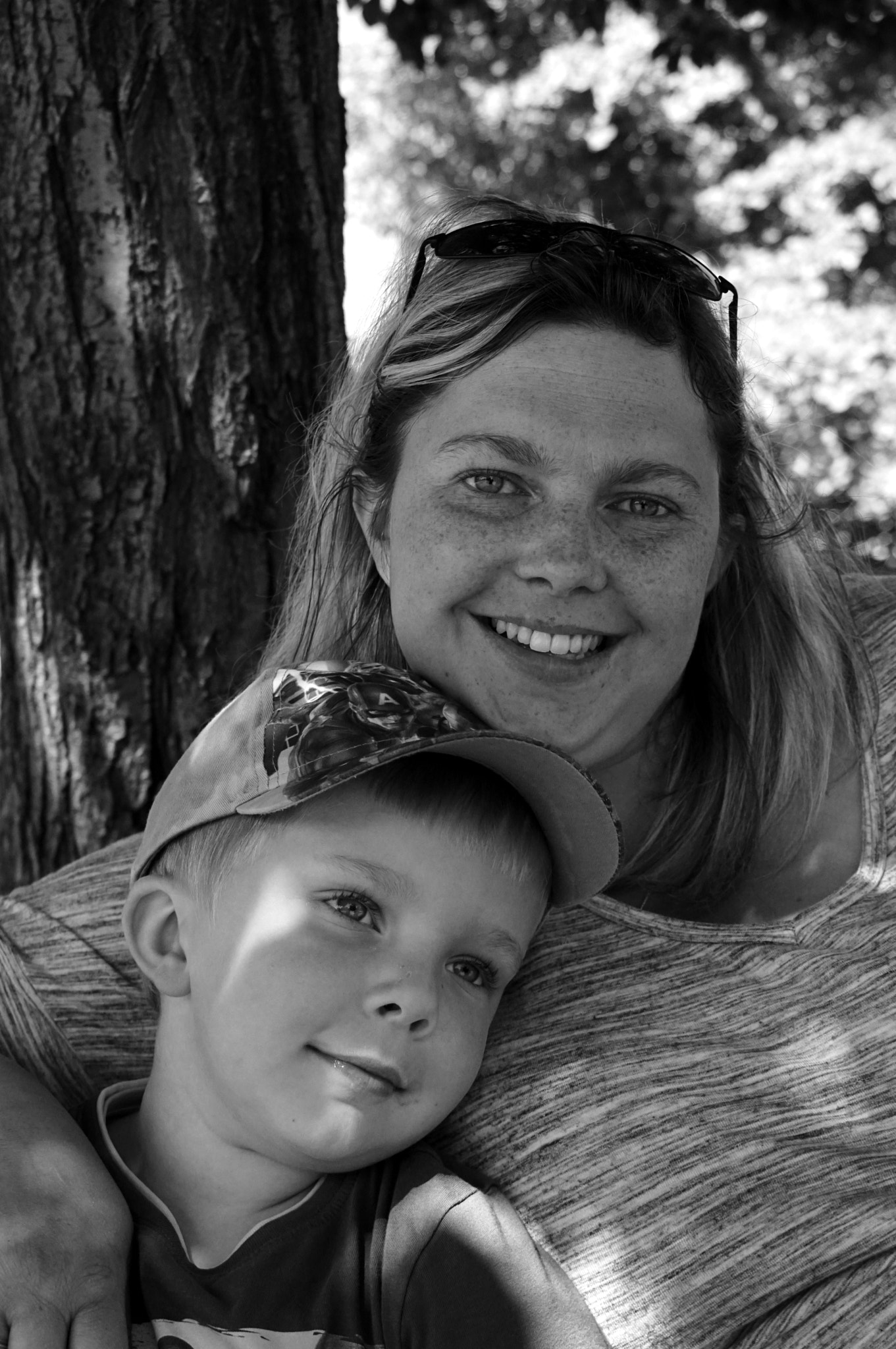 Sony SLT-A68 sample photo. Mother and son photography