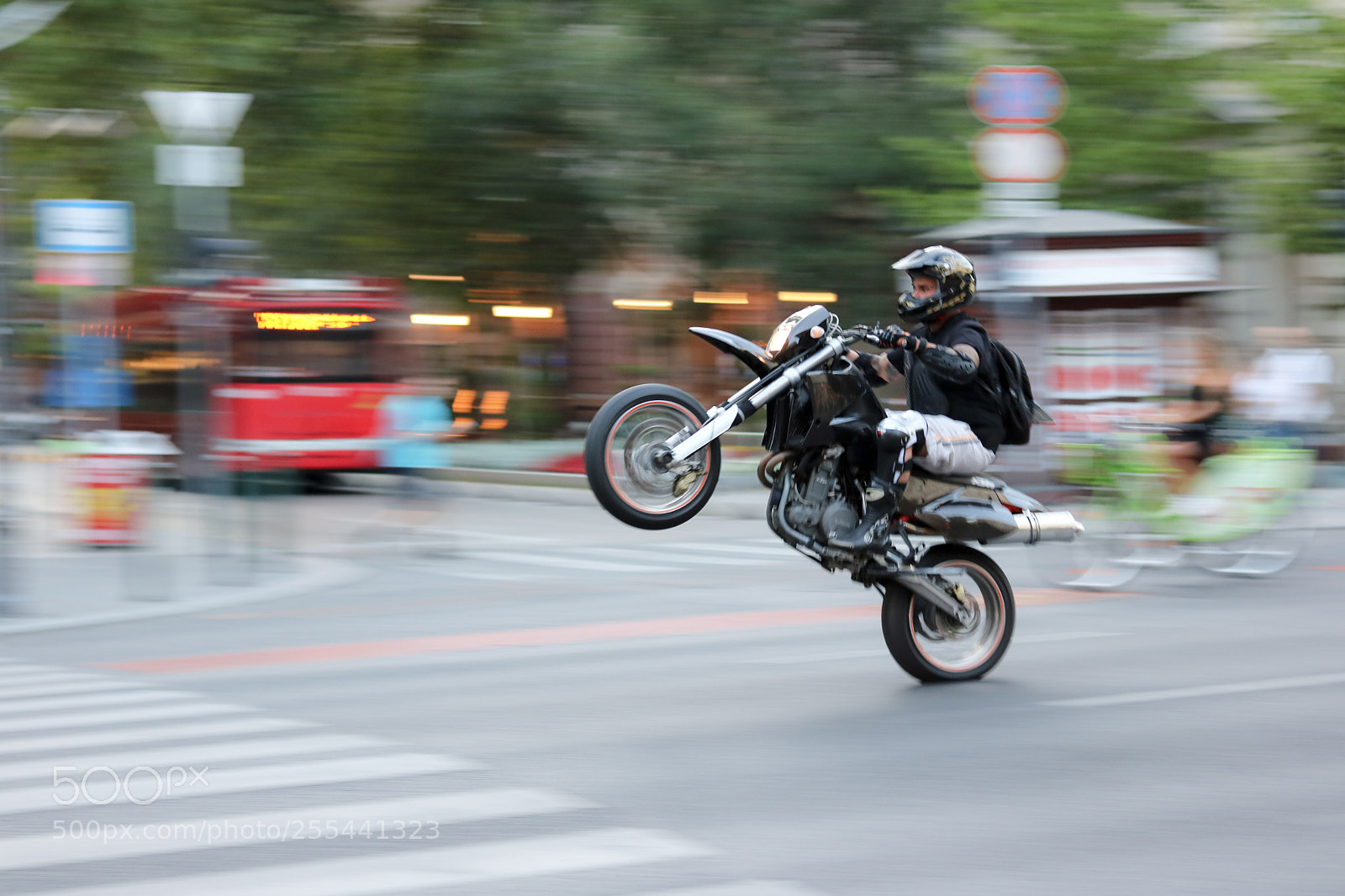 Canon EOS 760D (EOS Rebel T6s / EOS 8000D) sample photo. Urban rider photography