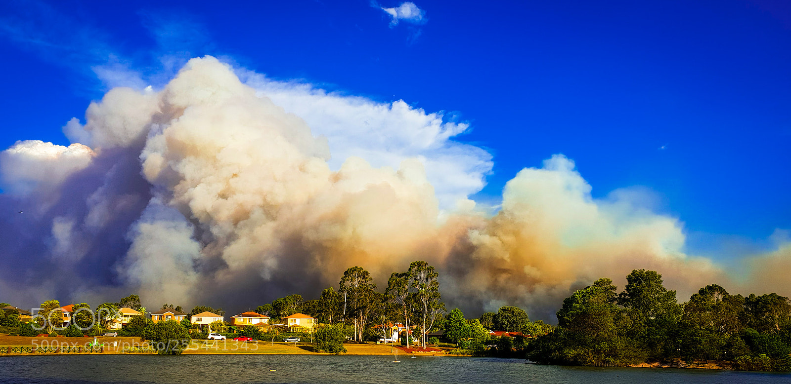 Samsung Galaxy S9+ sample photo. Holsworthy nsw bushfire photography