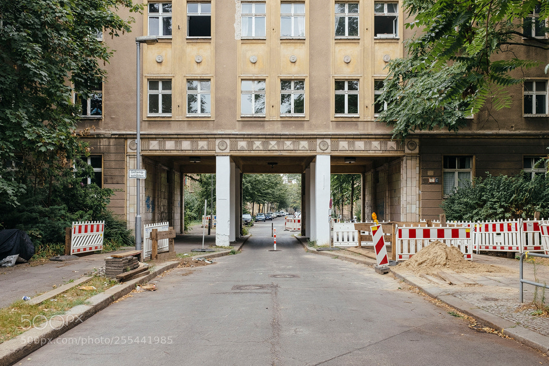 Fujifilm X100T sample photo. Gubener straße photography