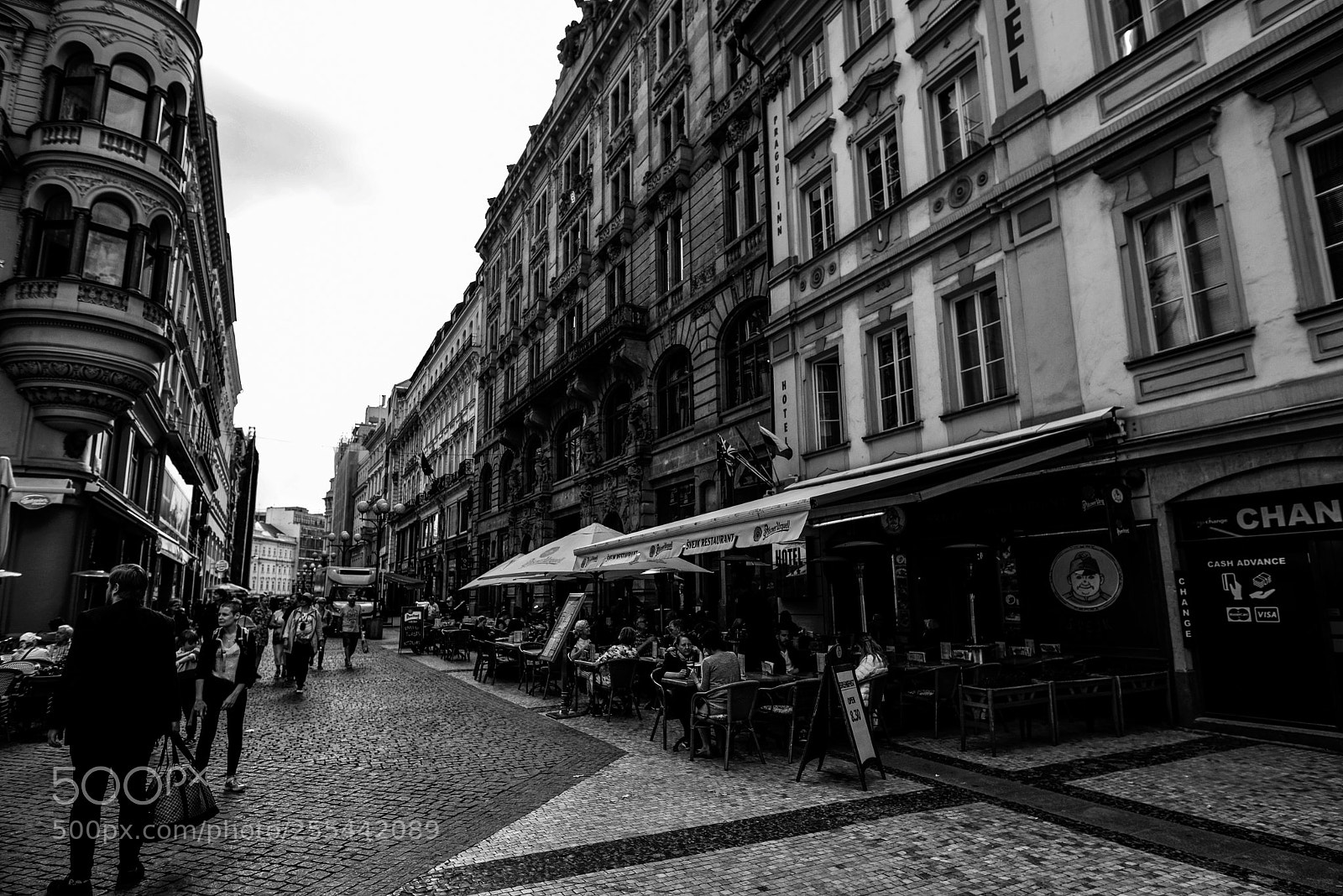 Nikon D610 sample photo. Street prague photography