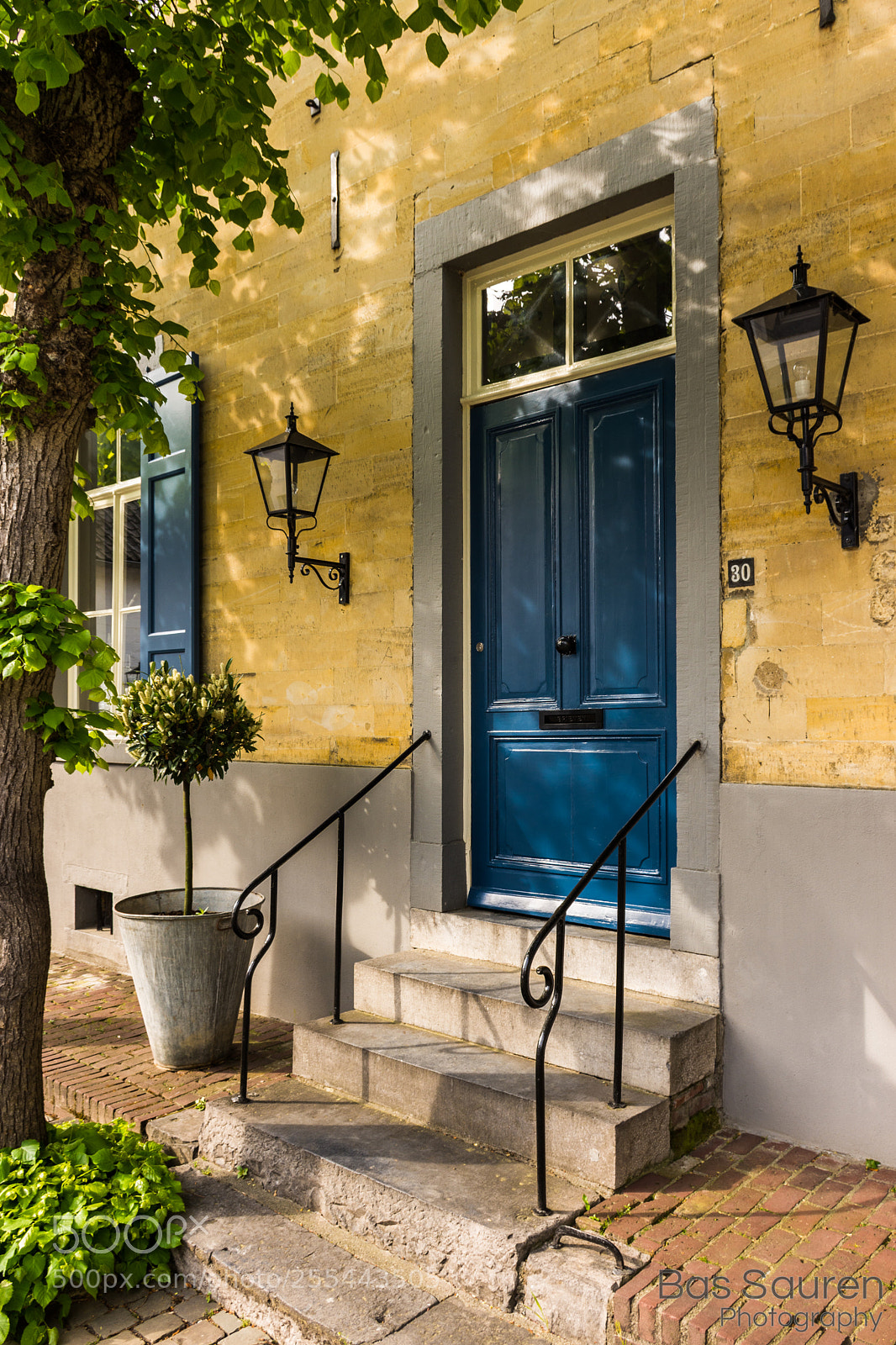 Nikon D7200 sample photo. Blue door photography