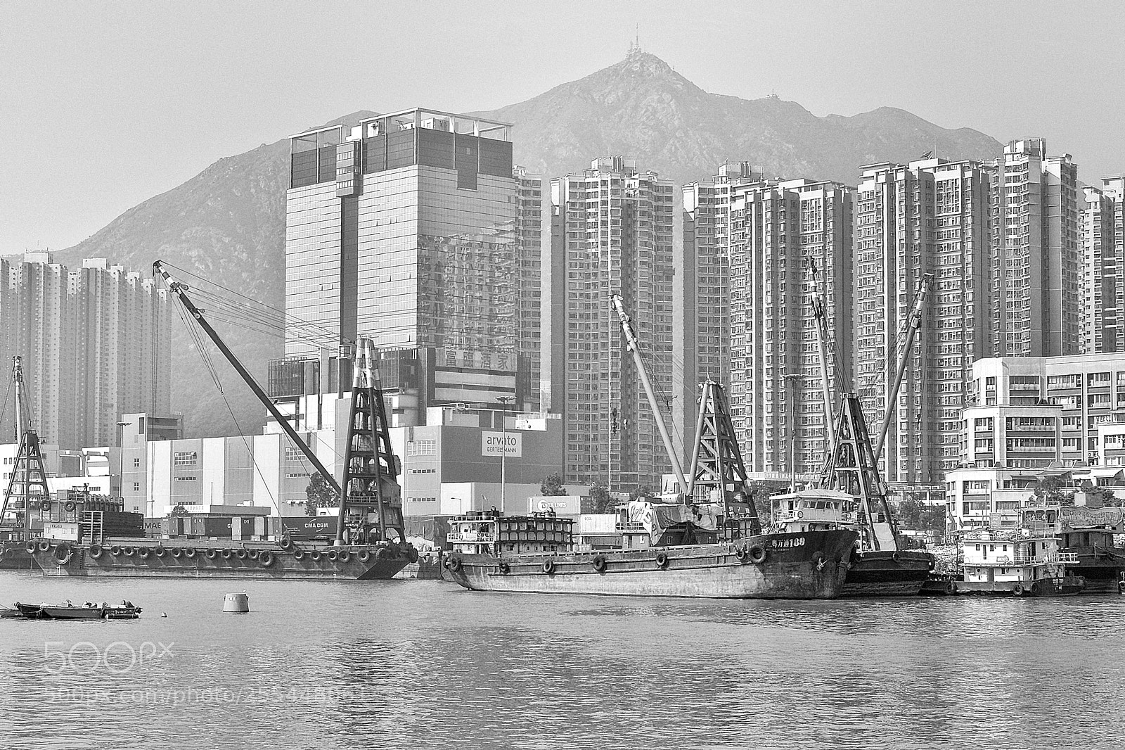 Fujifilm X-T10 sample photo. Castle peak, 583m photography