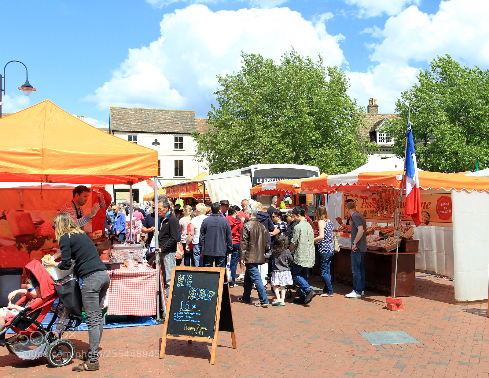 Canon EOS 7D sample photo. Ely cathredral french market photography
