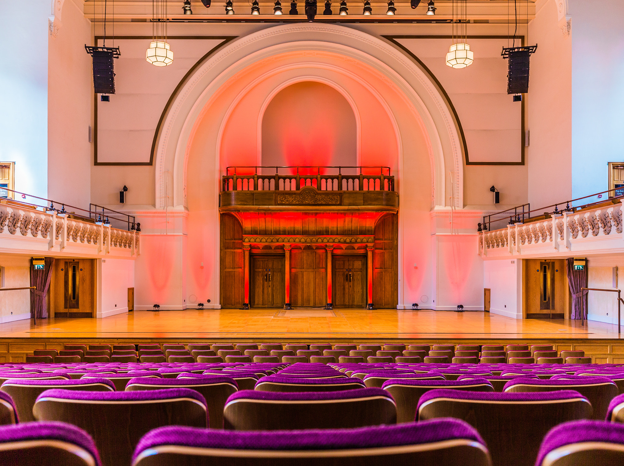 Canon EOS-1D C sample photo. Cadogan hall - the stage photography