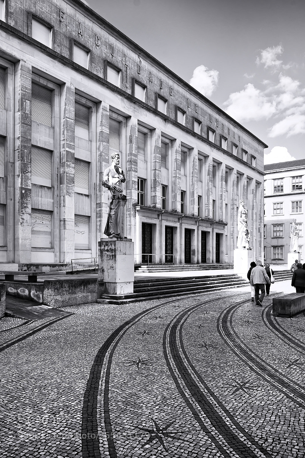 Fujifilm X-T10 sample photo. Faculdade de letras photography