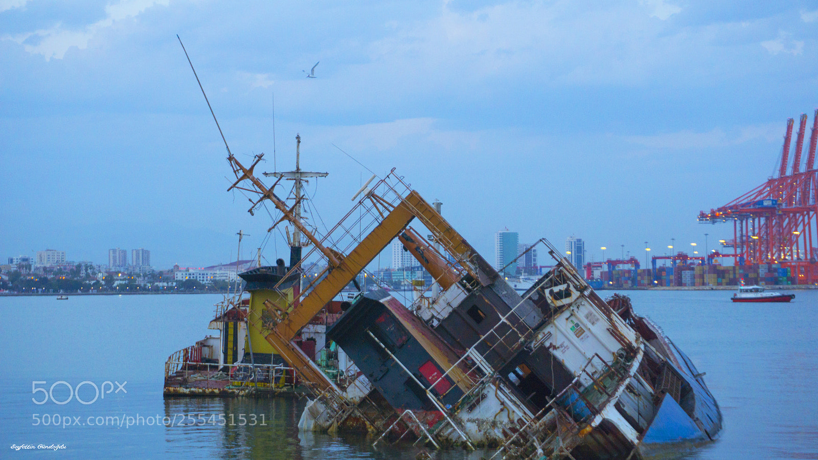 Sony a6000 sample photo. Mersin - sunken ships photography