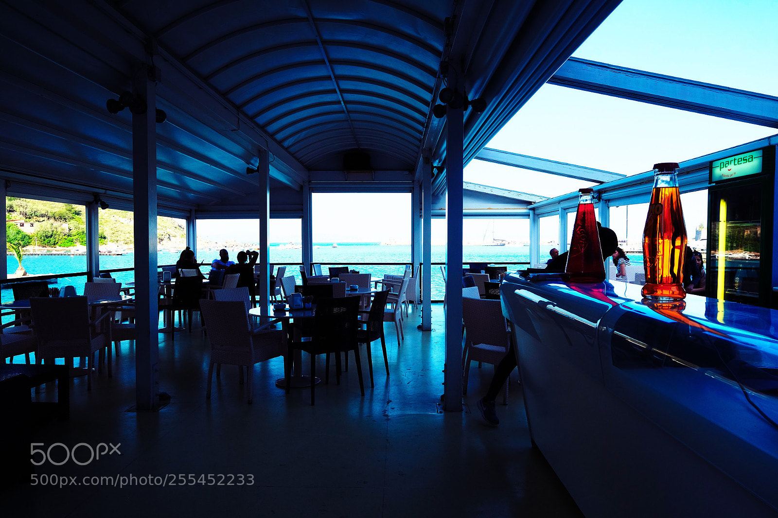 Fujifilm X-M1 sample photo. Crodino&campari photography