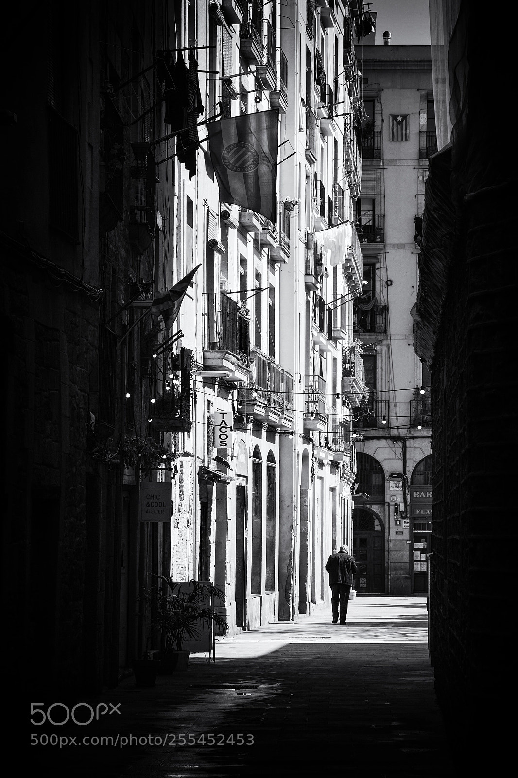 Canon EOS 50D sample photo. Streets of barcelona ii photography